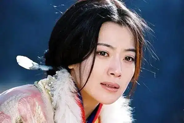 韩剧女主整容前后对比_韩国整容文化_韩剧整容女明星