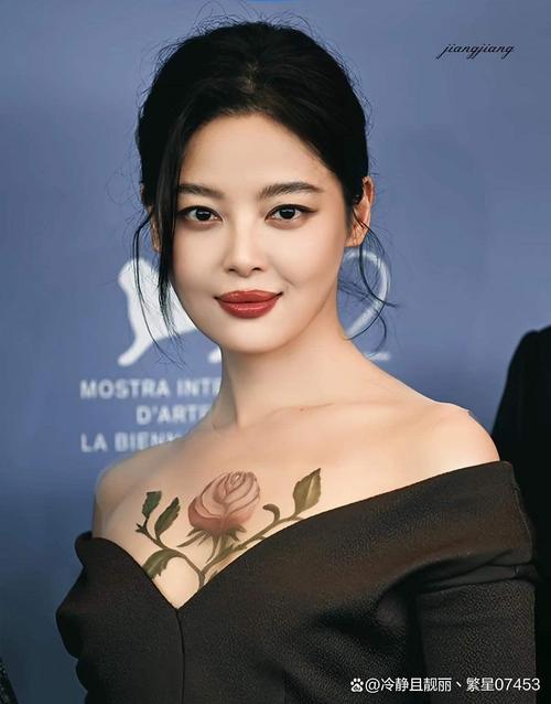 一夜爆红的女明星背后：5年配角没人提，爆红后报价翻10倍