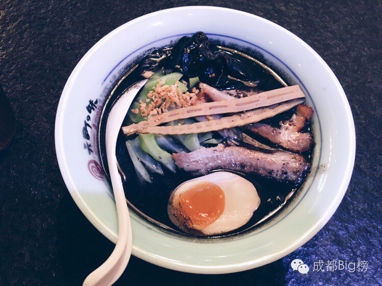 网红黑暗料理食物大全,_黑色美食_墨鱼汁料理